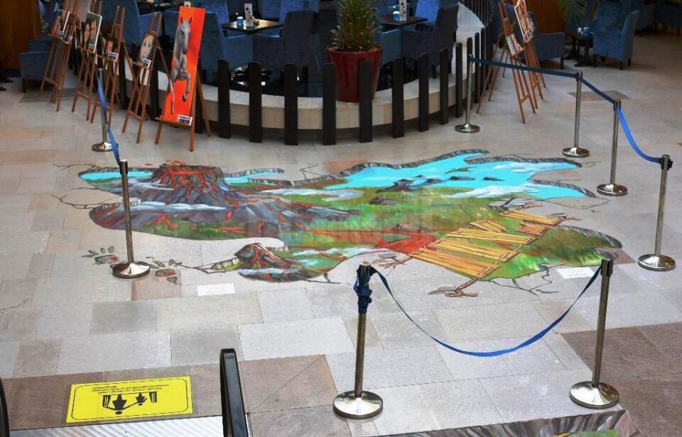 Desene 3D îi întâmpină pe suceveni la Iulius Mall