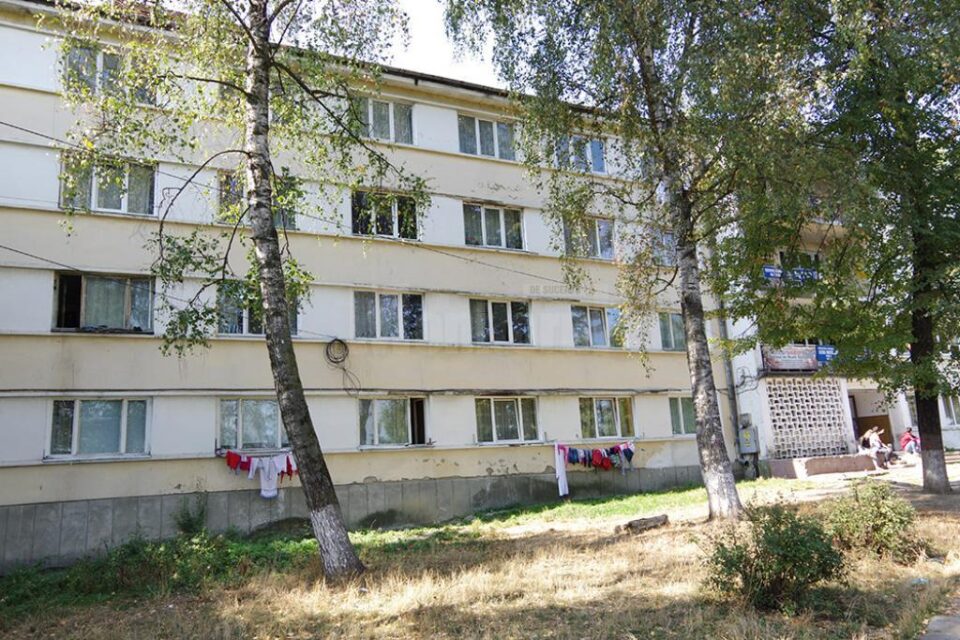 Căminul social al Primăriei Suceava, din apropierea Colegiului „Petru Mușat”