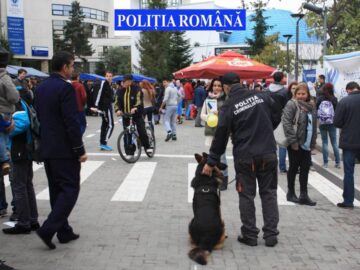 Polițiștii au organizat pentru peste 300 de copii ateliere de lucru și concursuri