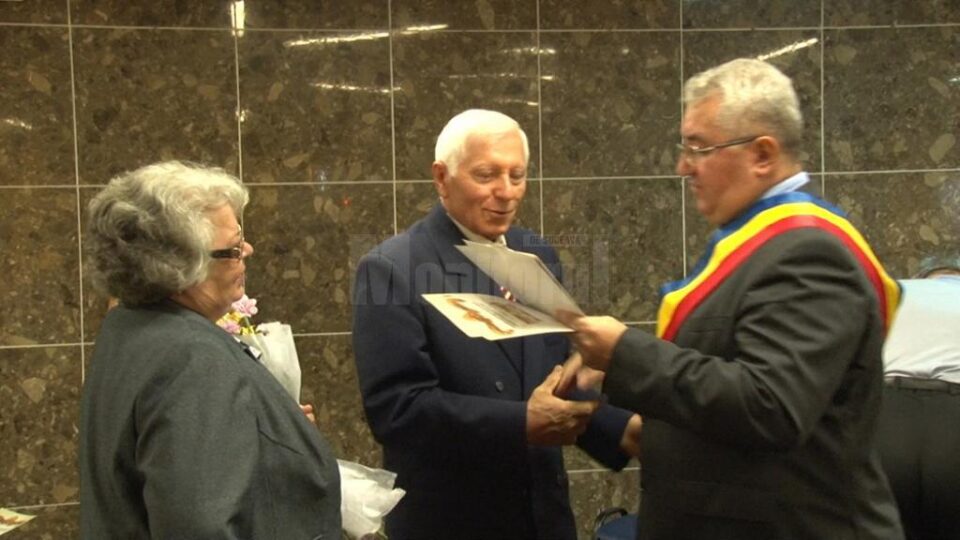 Cuplurile de aur, felicitate de primarul Ion Lungu pentru sărbătorirea a 50 de ani de căsătorie