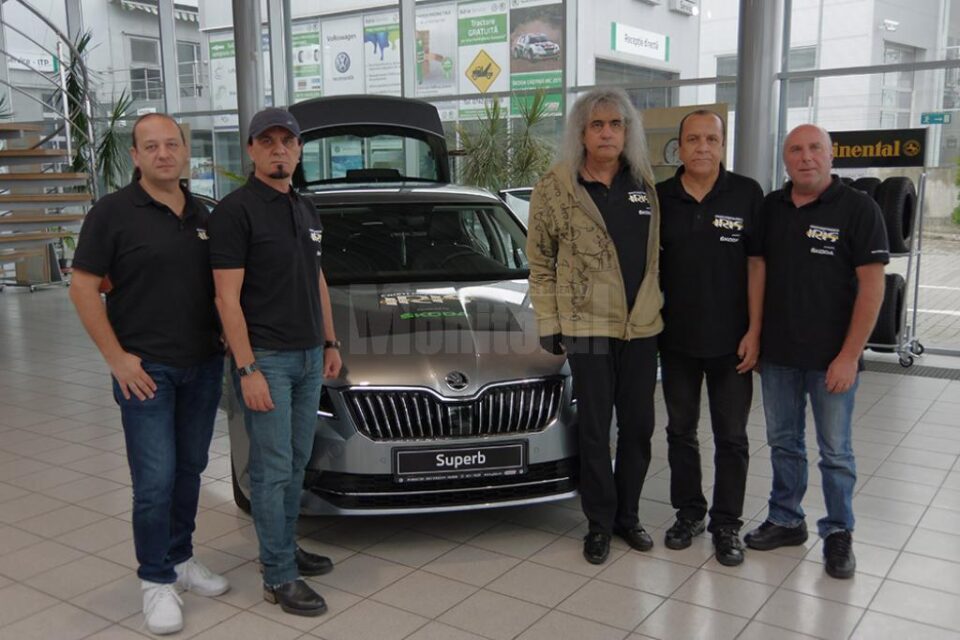 Skoda Superb se lansează în România pe muzica trupei Iris