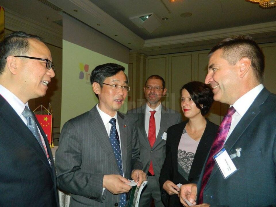 Adrian Popoiu a prezentat oportunitățile de investiții din Siret în cadrul Forumului economic China - România