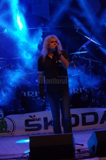 Sală plină, public entuziast, atmosferă fantastică la concertul susținut de Cristi Minculescu și Iris la Suceava