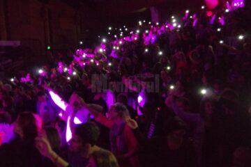 Sală plină, public entuziast, atmosferă fantastică la concertul susținut de Cristi Minculescu și Iris la Suceava