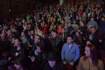 Public numeros la concertul susținut de Cristi Minculescu și Iris la Suceava