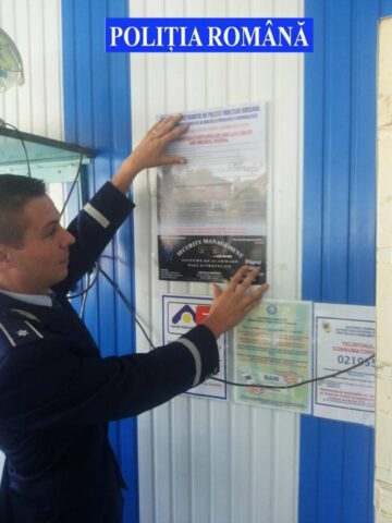 Sute de oameni, consiliați într-o campanie de prevenire a furturilor și tâlhăriilor