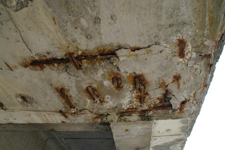 Lucrări de reabilitare la pasajul superior CF Ițcani