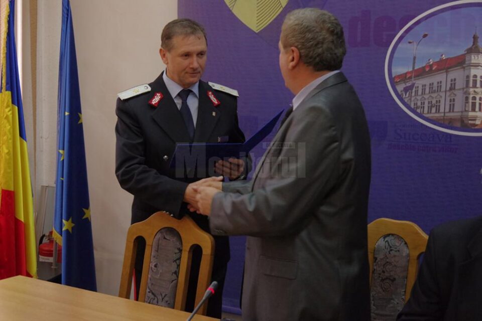Generalul de brigadă Ioan Burlui, înscris în Cartea de Onoare a Valorilor Bucovinene