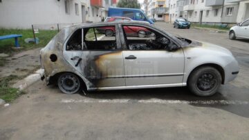 Skoda a ars până la motor