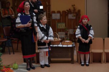 „Bun venit la șezătoare”, cu preșcolarii de la Grădinița „Sfântul Ioan cel Nou"