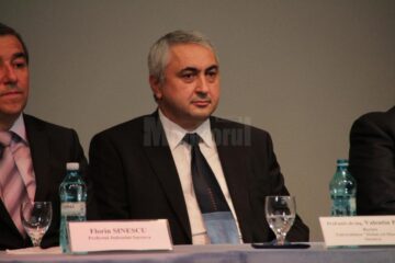 Rectorul Universității „Ștefan cel Mare” Suceava, prof. univ. dr. ing. Valentin Popa
