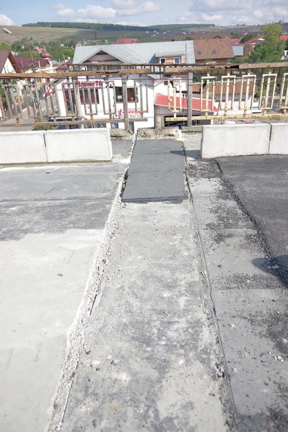 Pasarela CFR de la Ițcani ar putea fi redeschisă traficului rutier mai devreme