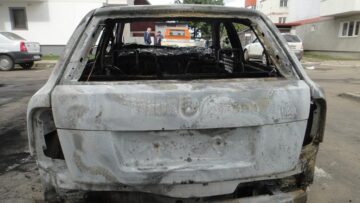 Skoda a ars până la motor