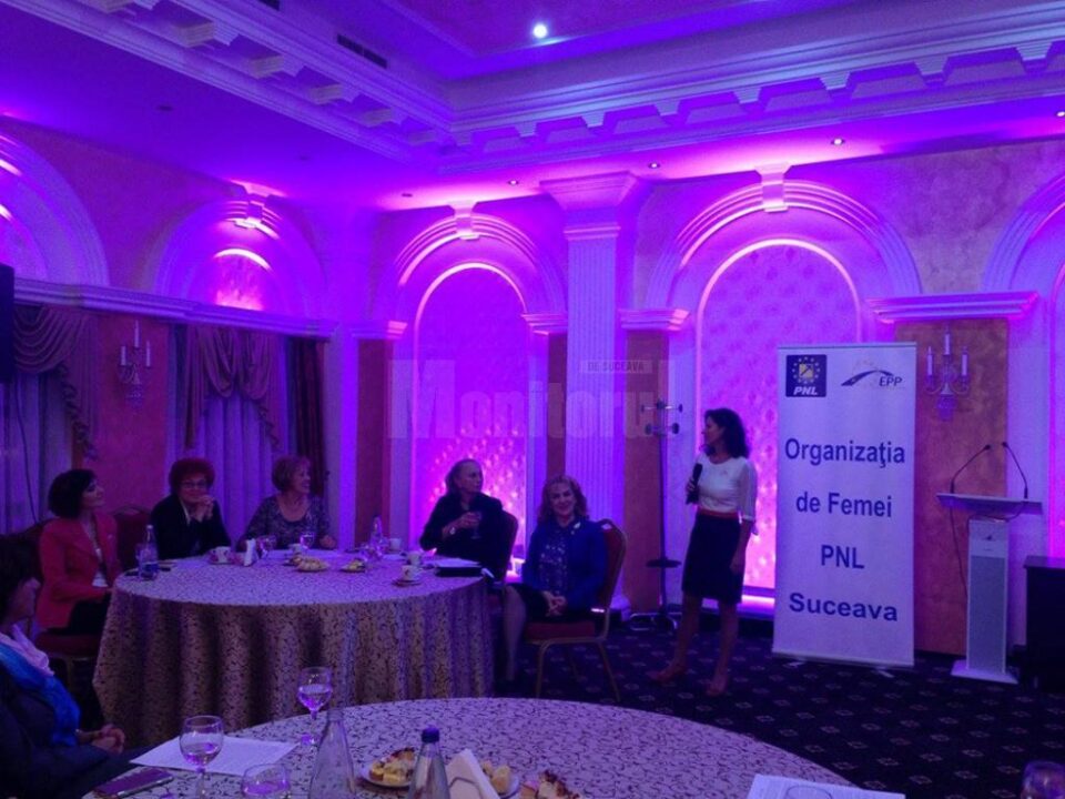 Femeile liberale s-au alăturat luptei împotriva cancerului la sân