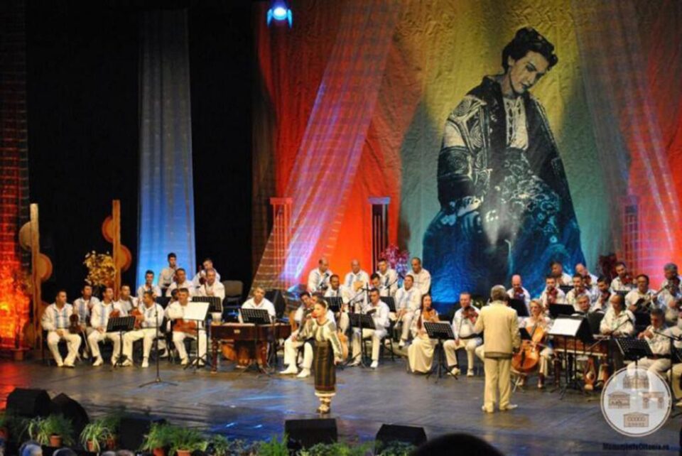 Suceveanca Andreea Chisăliță a obținut Marele Premiu și Trofeul Festivalului „Maria Tănase”