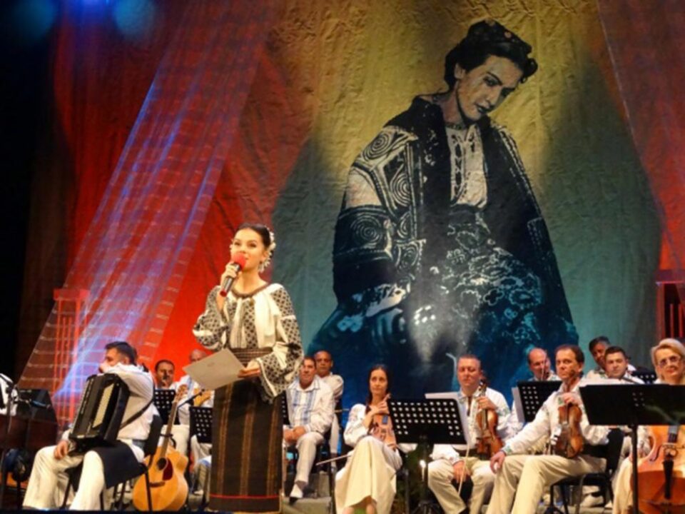 Suceveanca Andreea Chisăliță a obținut Marele Premiu și Trofeul Festivalului „Maria Tănase”