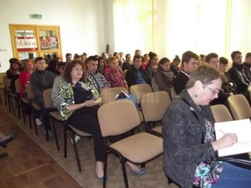 Lansare de carte de Ziua Educației la Biblioteca Bucovinei