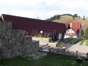 Tabăra Internațională de Pictură „Bucovina - Trecut, prezent și viitor”, la Mănăstirea Humorului