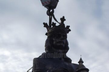 Monumentul va fi inaugurat pe data de 26 noiembrie, când se vor sărbători 525 de ani de la atestarea documentară a localității