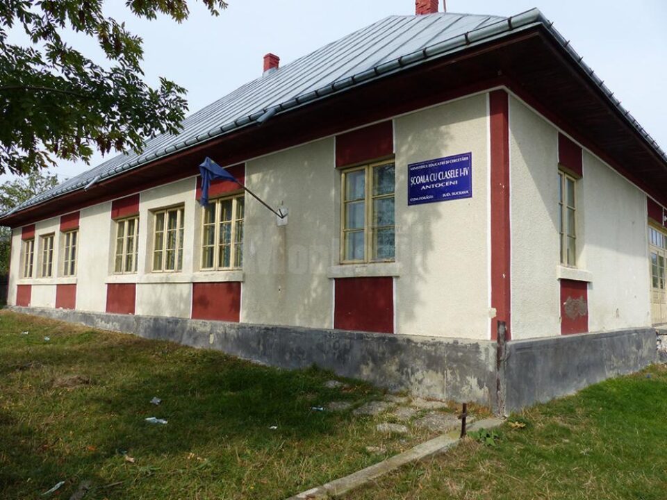 Clădirile școlilor închise nu mai primesc o altă destinație