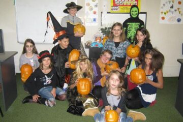 Marcarea Halloweenului stârnește controverse în rândul părinților