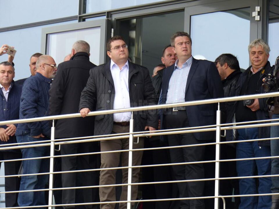 Ministrul Transporturilor a inspectat lucrările de modernizare de la Aeroportul „Ștefan cel Mare”