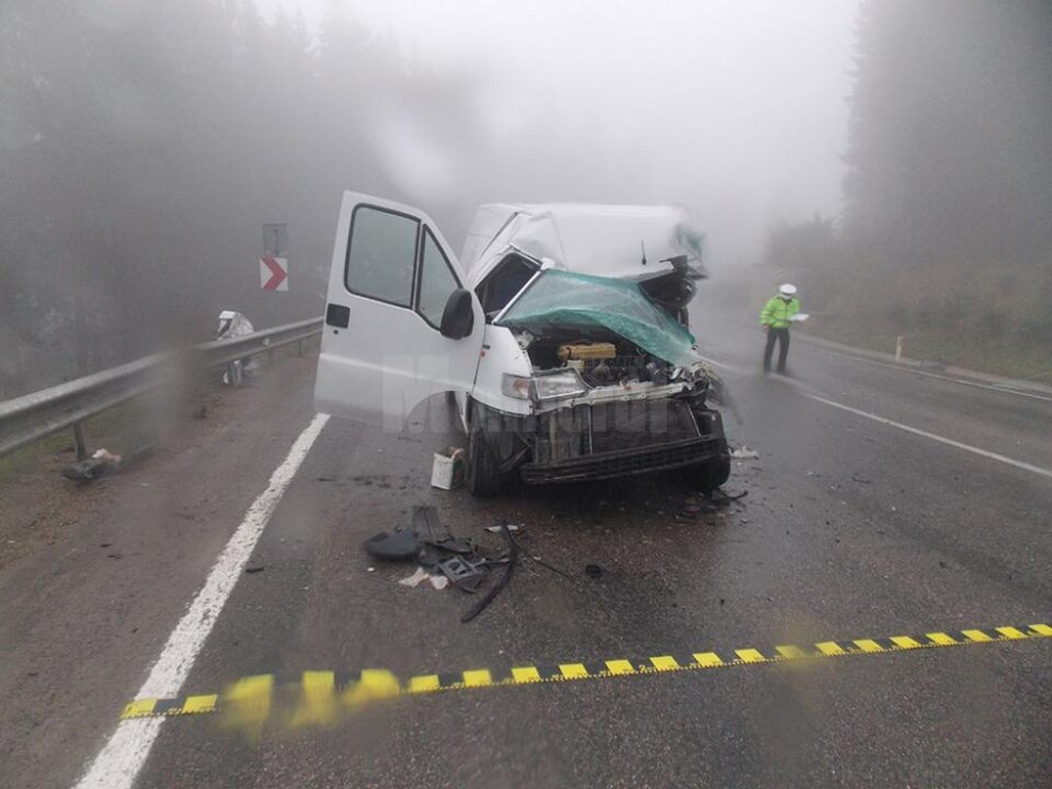 Autoutilitara Fiat Ducato a fost făcută praf