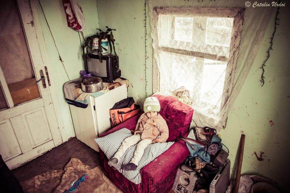 Fotografia realizată de tânărul rădăuțean Cătălin Urdoi și publicată în anuarul National Geographic Fotografia realizată de tânărul rădăuțean Cătălin Urdoi și publicată în anuarul National Geographic