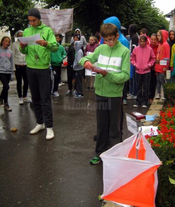 Concursul interjudețean de orientare sportiv-turistică “Dumbrava Minunată” a adunat la start peste 60 de participanți