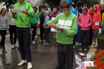 Concursul interjudețean de orientare sportiv-turistică “Dumbrava Minunată” a adunat la start peste 60 de participanți