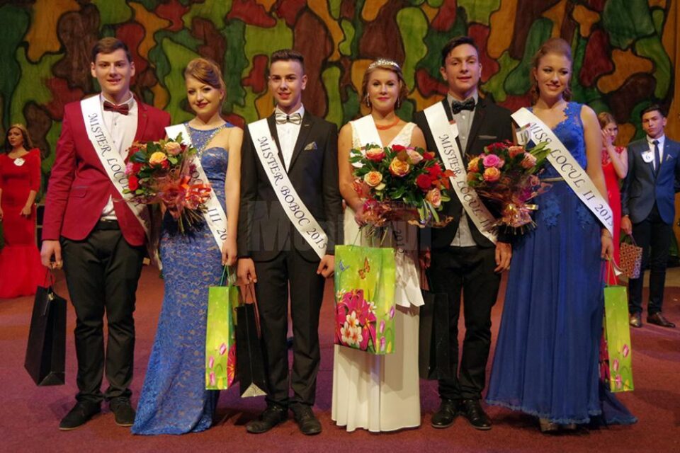 Câștigătorii concursului de Miss și Mister Boboc