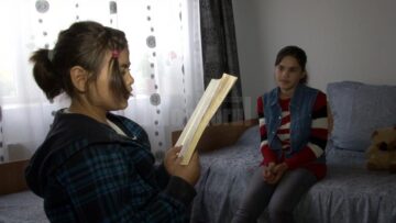Două clădiri părăsite din Dolhasca, transformate de preotul Saftiuc în cămin pentru copii abandonați și în spital