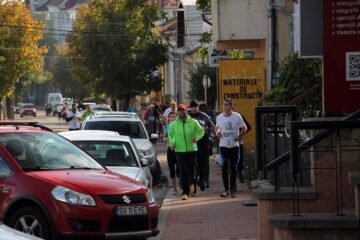 Peste 50 de tineri sportivi au alergat în ”Maratonul Cetăților” pentru ”Salvați Copiii”