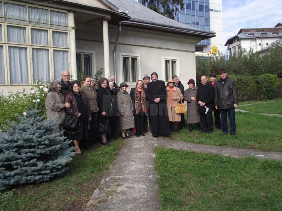 Comunitatea armeană suceveană l-a omagiat duminică pe avocatul Grigore Găină, în localul fostei Școli Armenești