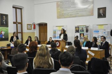 Liceenii de la Colegiul „Eudoxiu Hurmuzachi” și-au ales reprezentanții în Consiliul Școlar