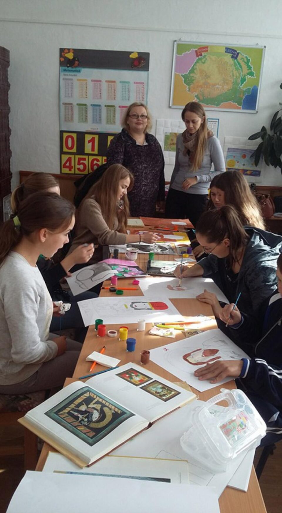 „Ateliere meșteșugărești multietnice”