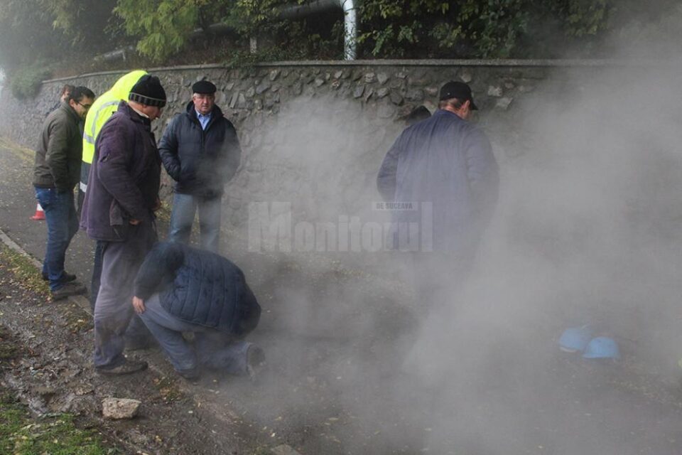 Avaria la magistrala de termoficare a lăsat fără căldură și apă caldă 12.500 de apartamente