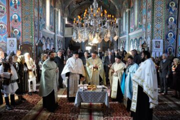 ”Nuntă de aur” pentru 16 cupluri la Șcheia