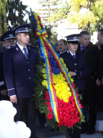Ceremonial militar și religios pentru cinstirea memoriei eroilor Armatei Române