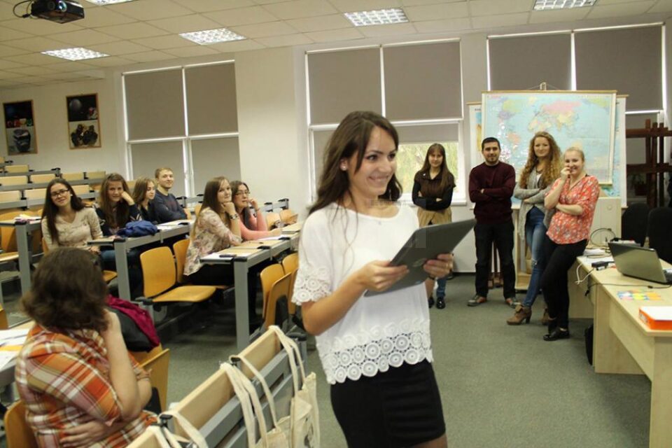 La Universitatea „Ștefan cel Mare” s-a desfășurat seminarul „Europa pentru TINEri” La Universitatea „Ștefan cel Mare” s-a desfășurat seminarul „Europa pentru TINEri”
