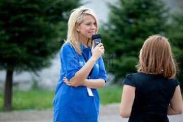 Iulia Sîrghi - coordonatoarea echipei Radio USV
