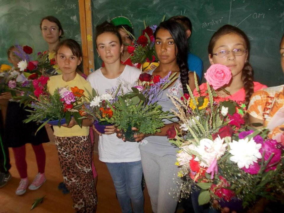 IKEBANA, arta aranjării florilor – combinație a două culturi