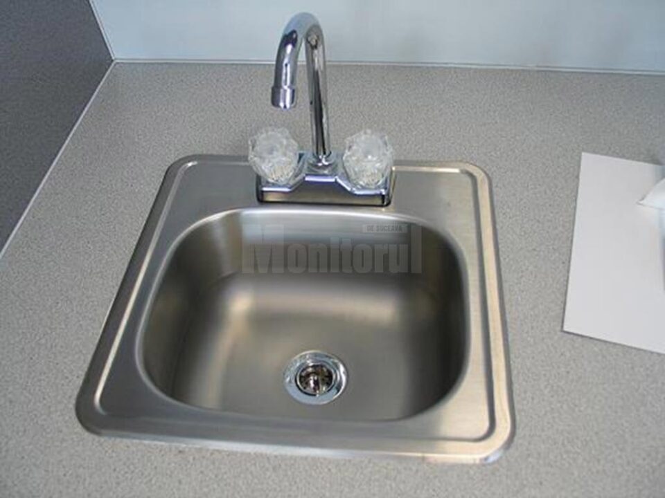 Apa rece va fi oprită astăzi pe două străzi din Suceava