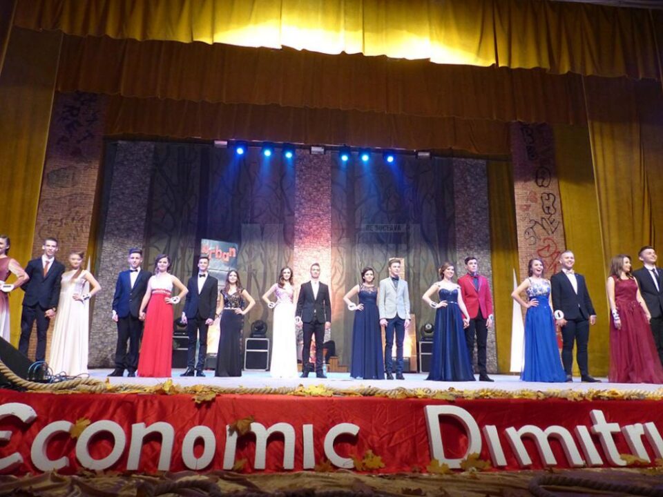 Balul Bobocilor la Colegiul Economic