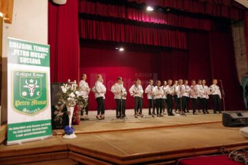 Balul Bobocilor de la Colegiul Tehnic „Petru Mușat”, o îmbinare între tradiție și modernism