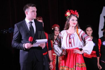 Balul Bobocilor organizat de Colegiul Național „Eudoxiu Hurmuzachi” din Rădăuți, un spectacol al diversității culturale