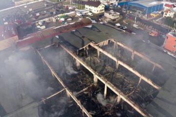 Pagube de peste două milioane de euro, în incendiul de la Rozita