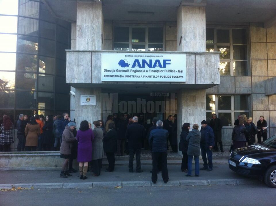 Grevă spontană la Finanțele sucevene. Activitatea instituției este blocată