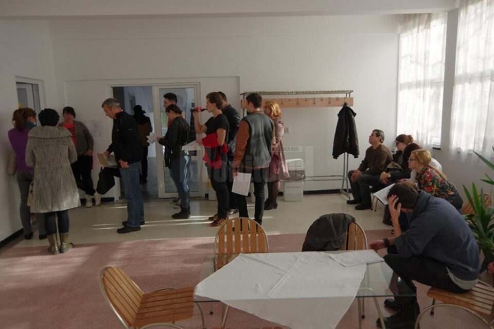 Voluntarii donatori au așteptat și au stat la rând pentru a putea dona