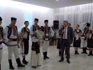Artiști din România și Republica Moldova, într-un spectacol emoționant desfășurat pe pământ italian